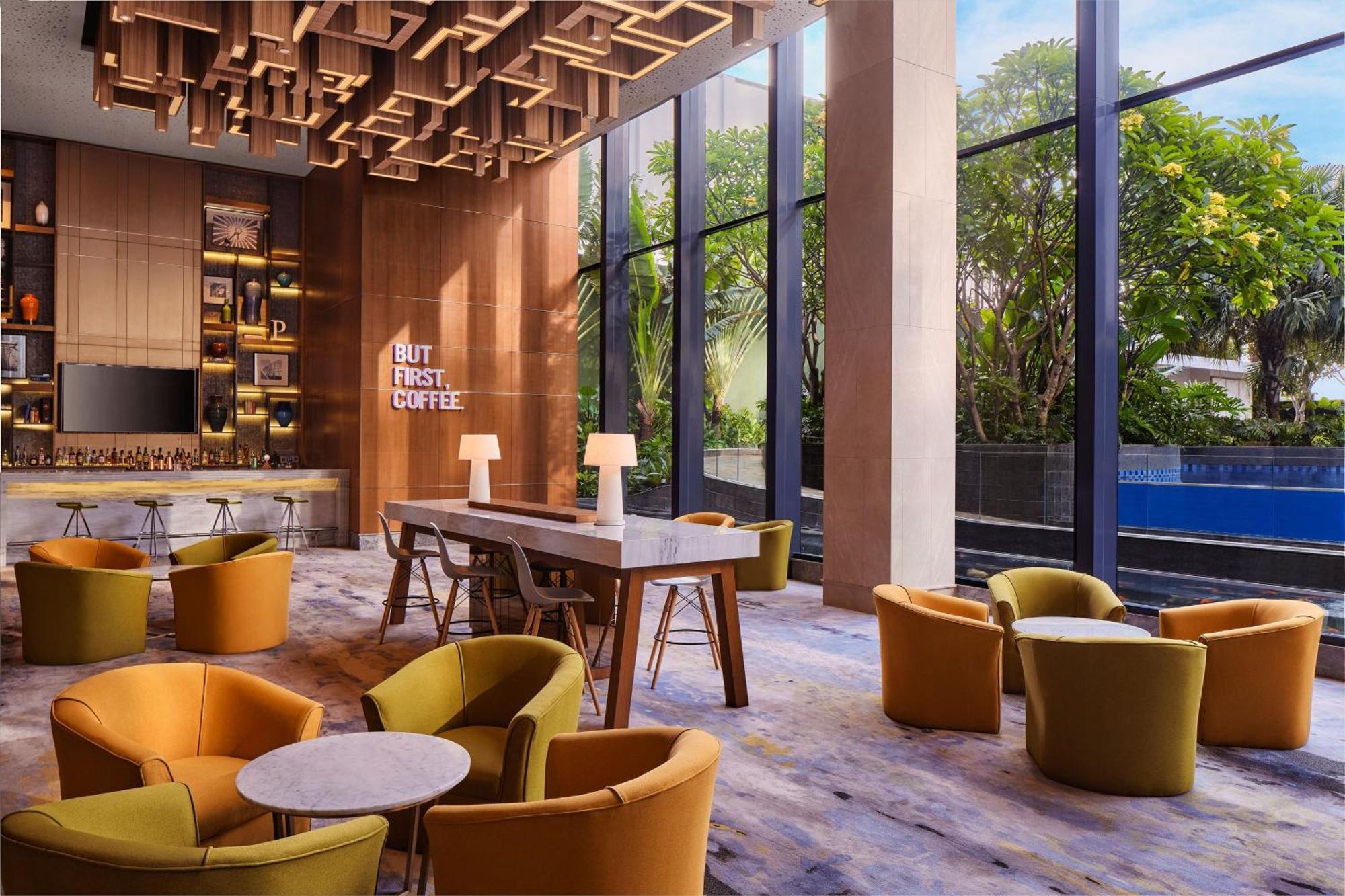 Four Points By Sheraton Surabaya, Tunjungan Plaza Exteriér fotografie
