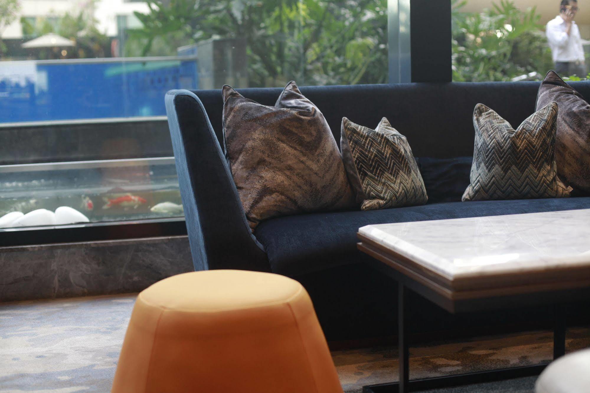 Four Points By Sheraton Surabaya, Tunjungan Plaza Exteriér fotografie